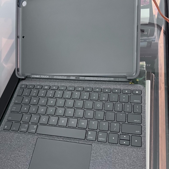Logitech Gray Tablet Keyboard Case - Picture 1 of 3